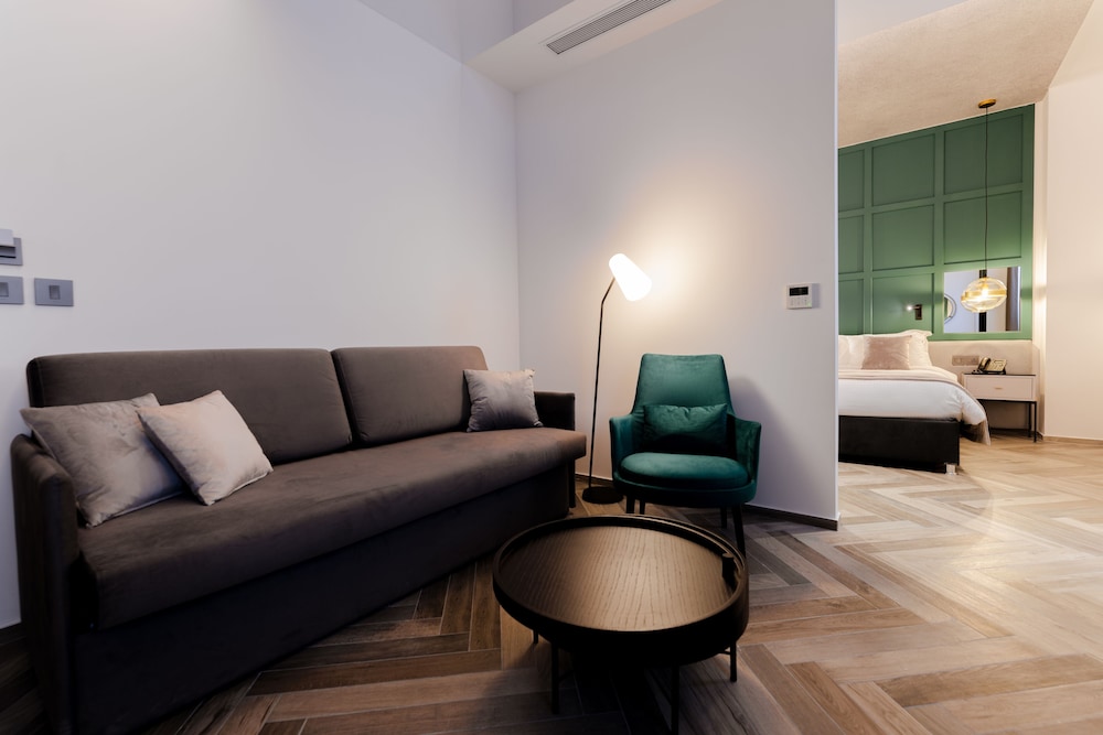 The Embassy Valletta Hotel — Hotel rooms in Valletta, Malta Island