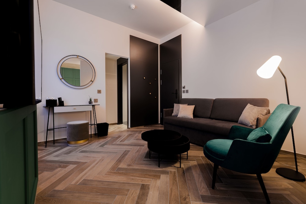 The Embassy Valletta Hotel — Hotel rooms in Valletta, Malta Island