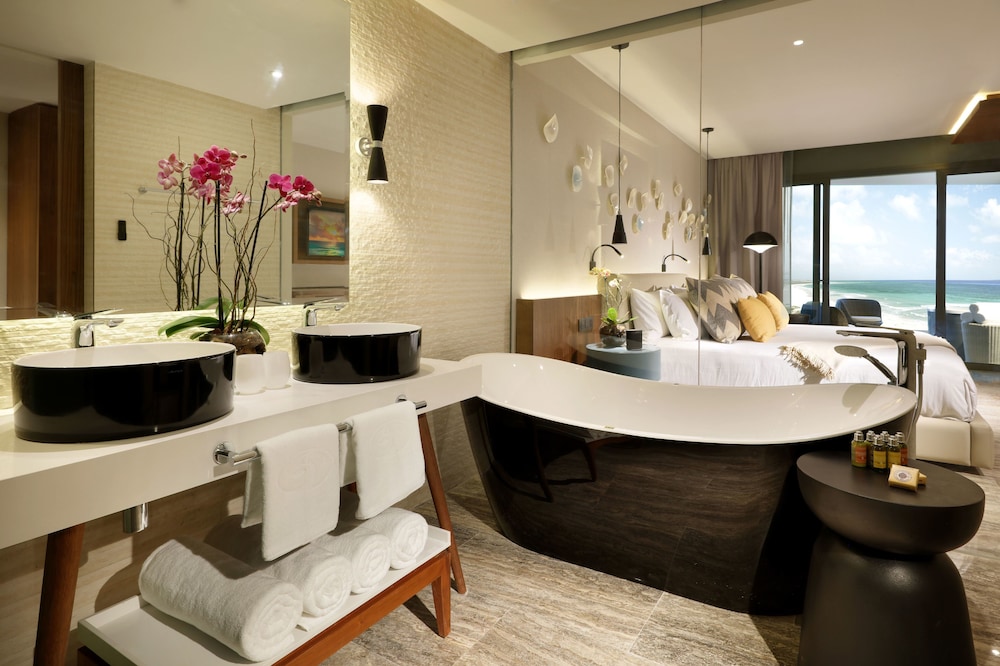 Family Selection at Grand Palladium Select Costa Mujeres - All Inclusive — Hotel rooms in Playa Mujeres, Quintana Roo