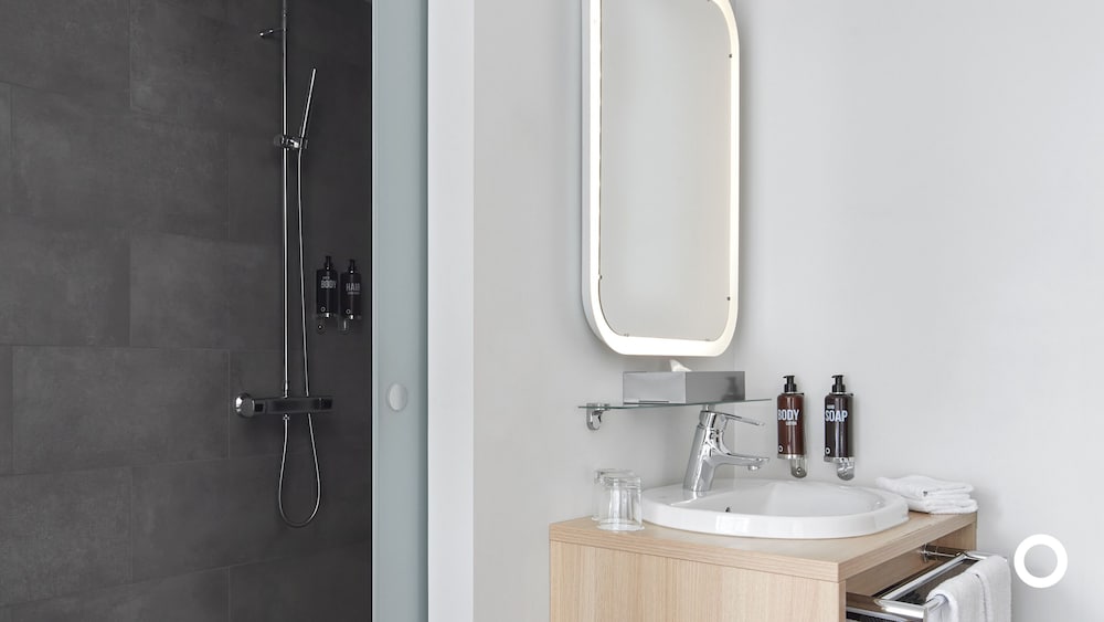 Center Hotels Laugavegur — Hotel rooms in Reykjavik, Capital Region