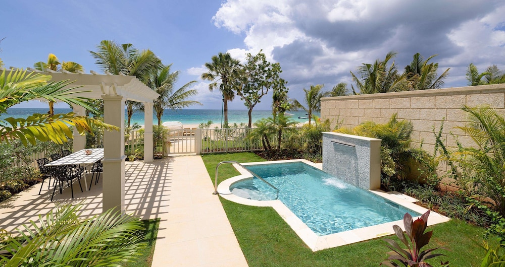 Beaches Jamaica Negril — Swimming pool in Negril