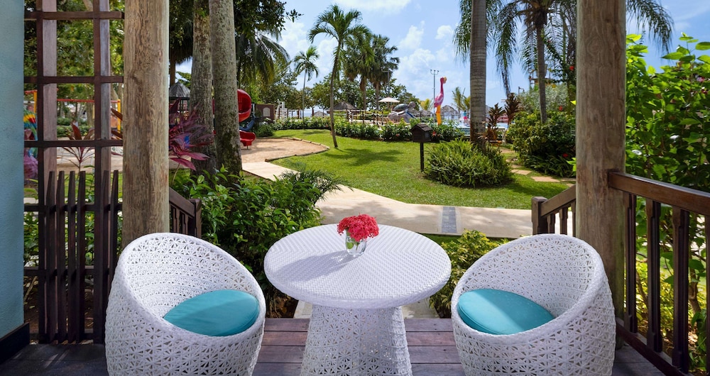Beaches Jamaica Negril — Attractions for children in Negril