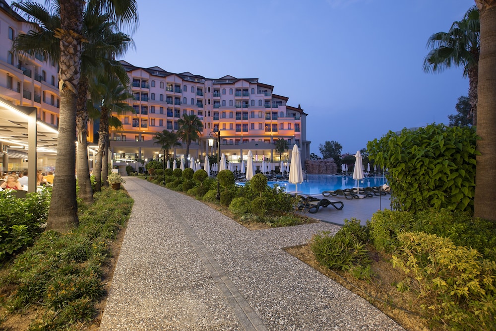 Bella Resort & Spa - All Inclusive — Hotel building in Side