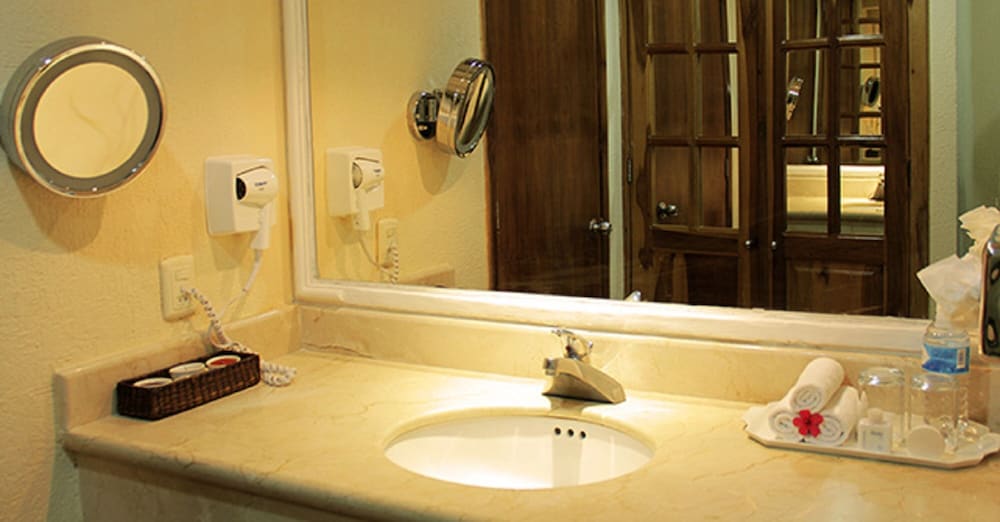 Hacienda Real del Caribe — Rooms in Playa del Carmen, Quintana Roo
