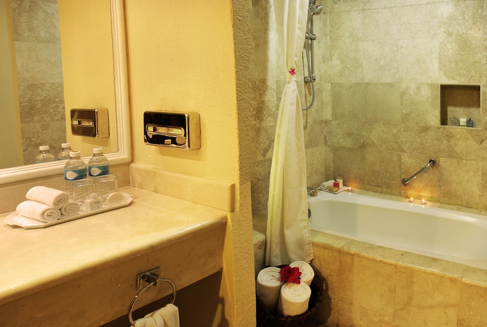 Hacienda Real del Caribe — Rooms in Playa del Carmen, Quintana Roo