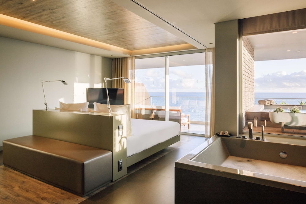 Saccharum Resort — Hotel rooms in Calheta, Madeira