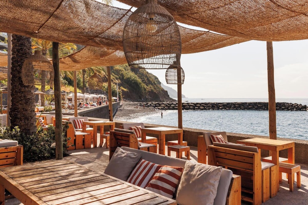 Saccharum Resort — Restaurant & bars in Calheta, Madeira