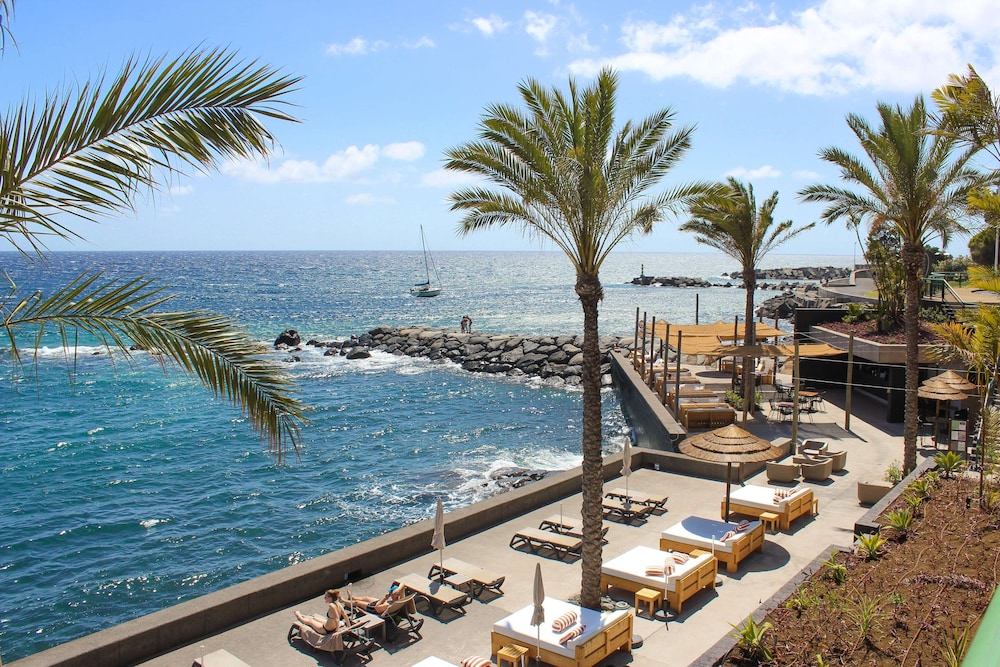 Saccharum Resort — Beach in Calheta, Madeira