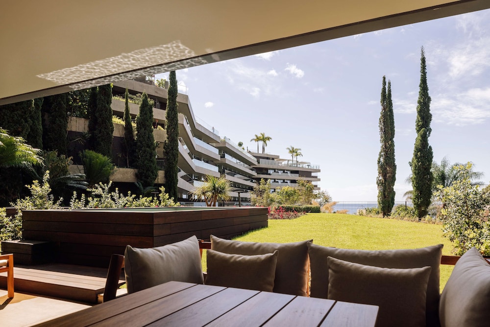 Saccharum Resort — Hotel building in Calheta, Madeira