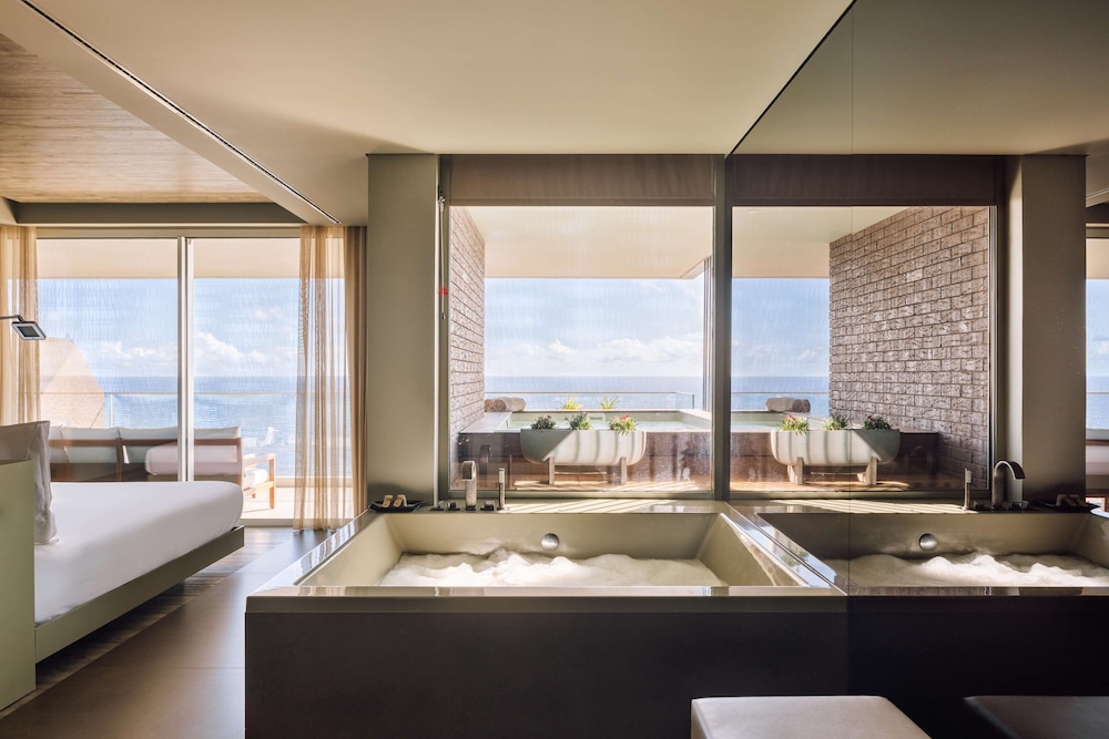 Saccharum Resort — Hotel rooms in Calheta, Madeira