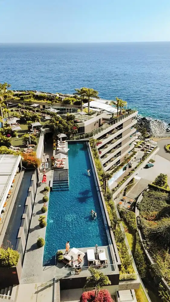 Saccharum Resort — Swimming pool in Calheta, Madeira
