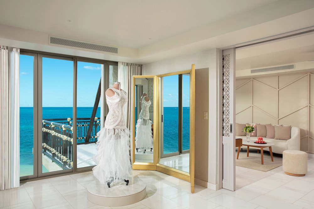 Dreams Riviera Cancun Resort & Spa - All Inclusive — Hotel rooms in Puerto Morelos, Quintana Roo