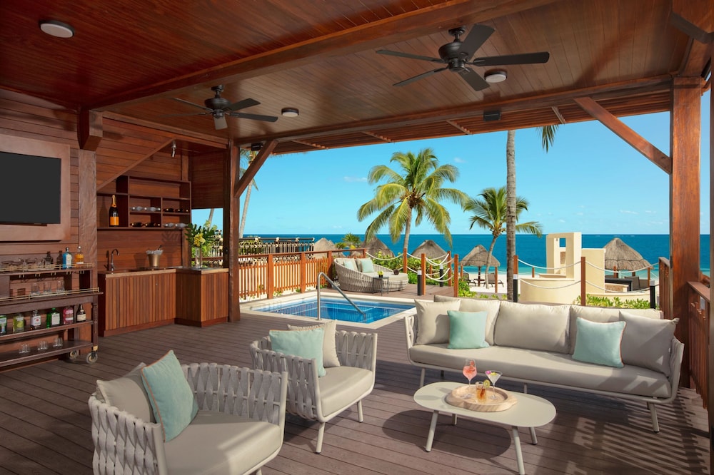 Dreams Riviera Cancun Resort & Spa - All Inclusive — Restaurant & bars in Puerto Morelos, Quintana Roo