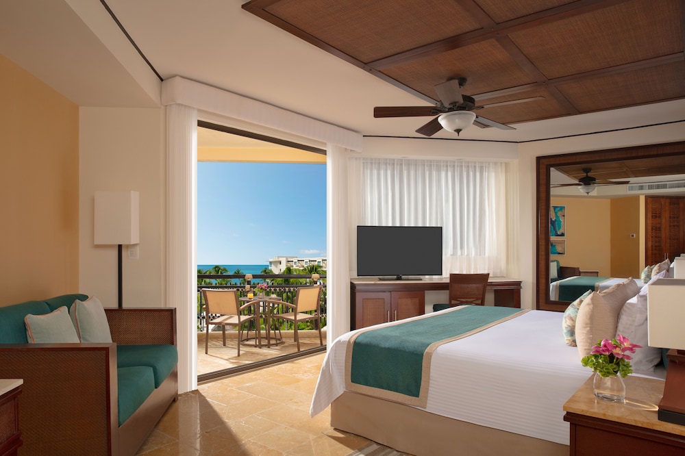 Dreams Riviera Cancun Resort & Spa - All Inclusive — Hotel rooms in Puerto Morelos, Quintana Roo