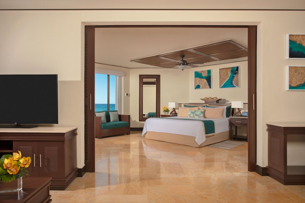 Dreams Riviera Cancun Resort & Spa - All Inclusive — Hotel rooms in Puerto Morelos, Quintana Roo