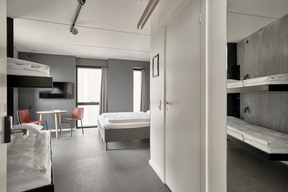 Four Points Flex by Sheraton Copenhagen Arena — Hotel rooms in Copenhagen, Hovedstaden