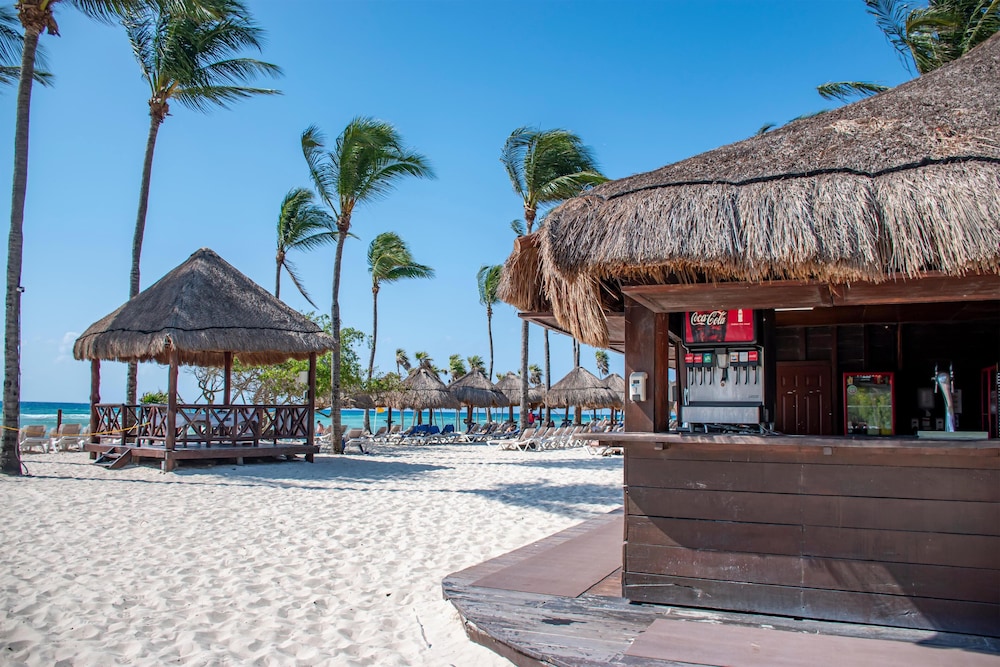 Grand Sunset Princess - All Inclusive — Beach in Playa del Carmen, Quintana Roo