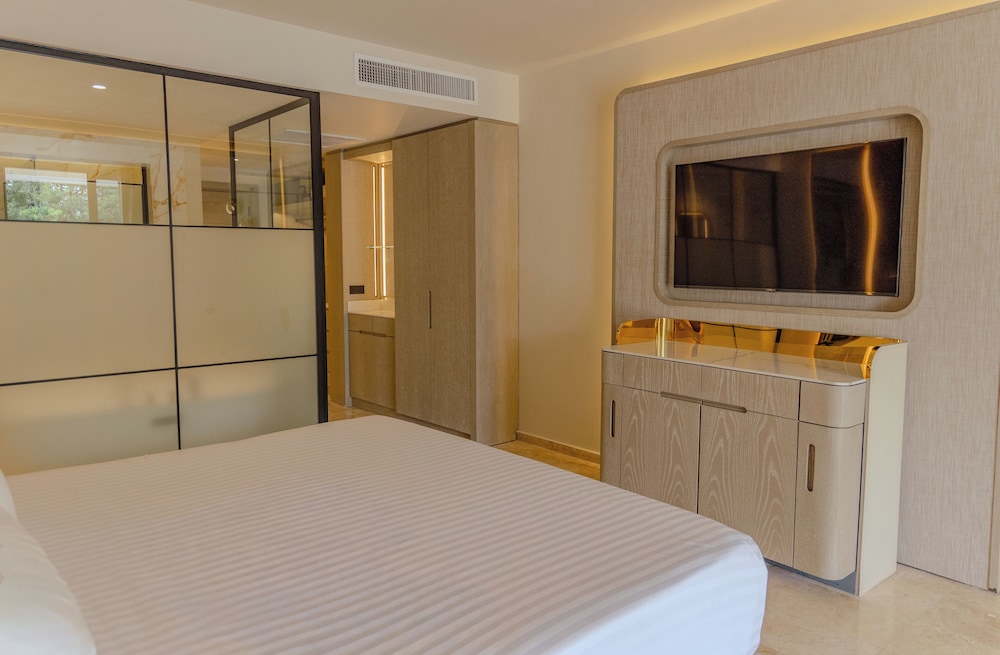 Grand Sunset Princess - All Inclusive — Hotel rooms in Playa del Carmen, Quintana Roo