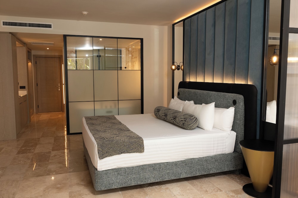 Grand Sunset Princess - All Inclusive — Hotel rooms in Playa del Carmen, Quintana Roo