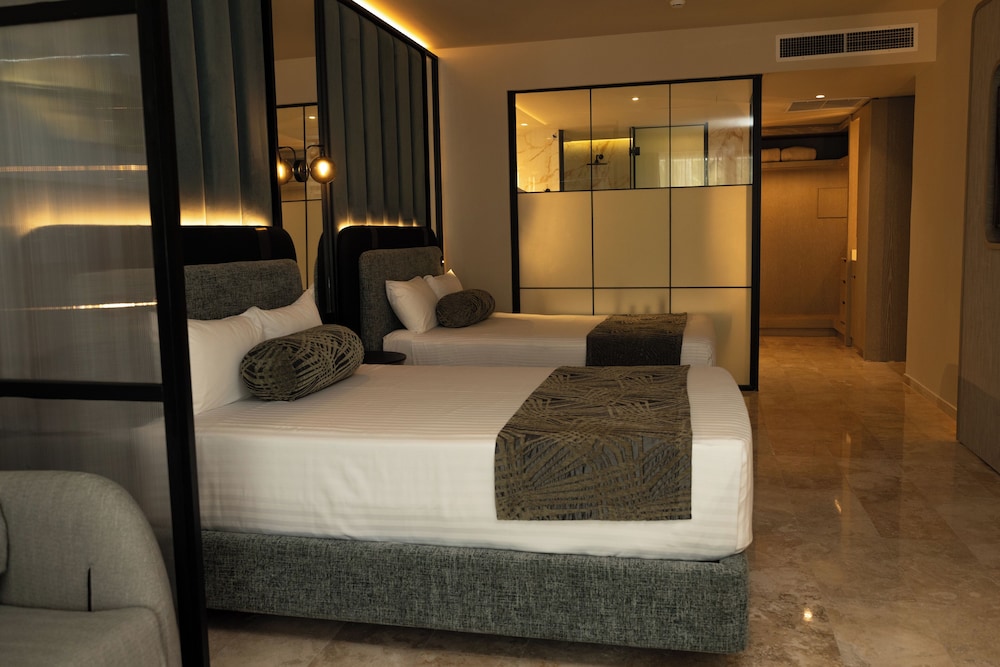 Grand Sunset Princess - All Inclusive — Hotel rooms in Playa del Carmen, Quintana Roo
