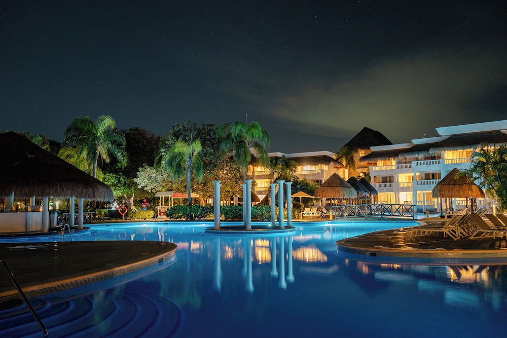 Grand Sunset Princess - All Inclusive — Swimming pool in Playa del Carmen, Quintana Roo