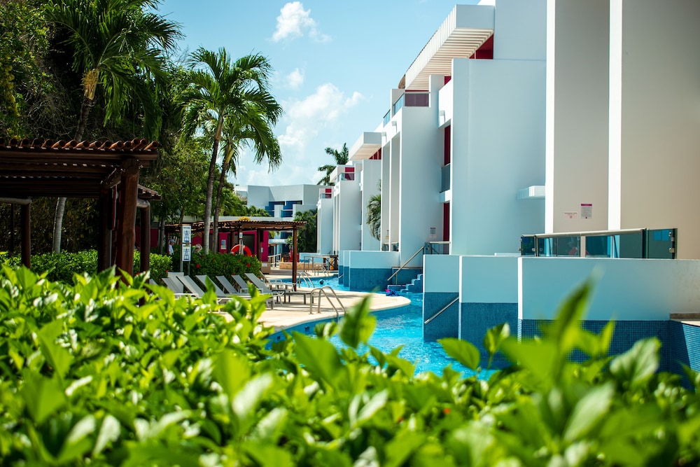 Grand Sunset Princess - All Inclusive — Swimming pool in Playa del Carmen, Quintana Roo