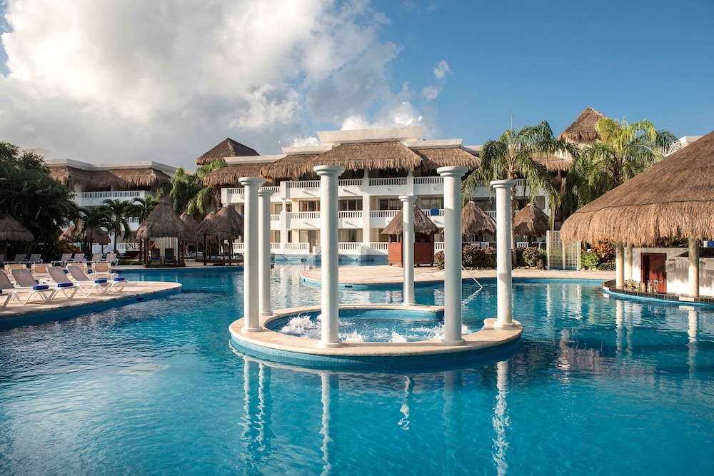 Grand Sunset Princess - All Inclusive — Swimming pool in Playa del Carmen, Quintana Roo