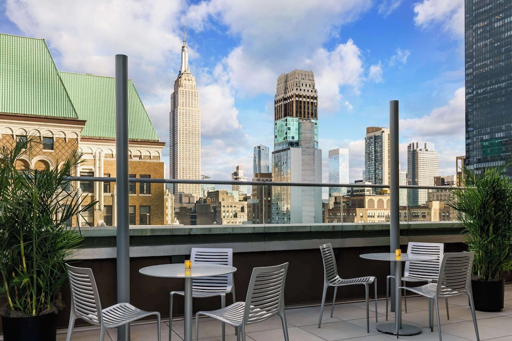 Doubletree by Hilton New York Times Square South — Attractions in the area in New York City, New York State