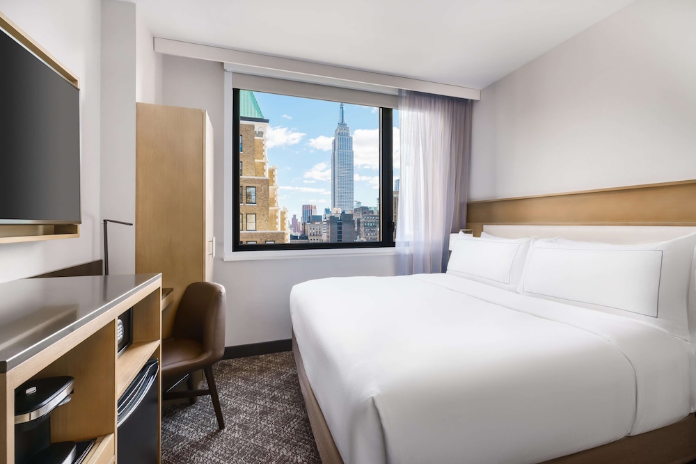Doubletree by Hilton New York Times Square South — Hotel rooms in New York City, New York State