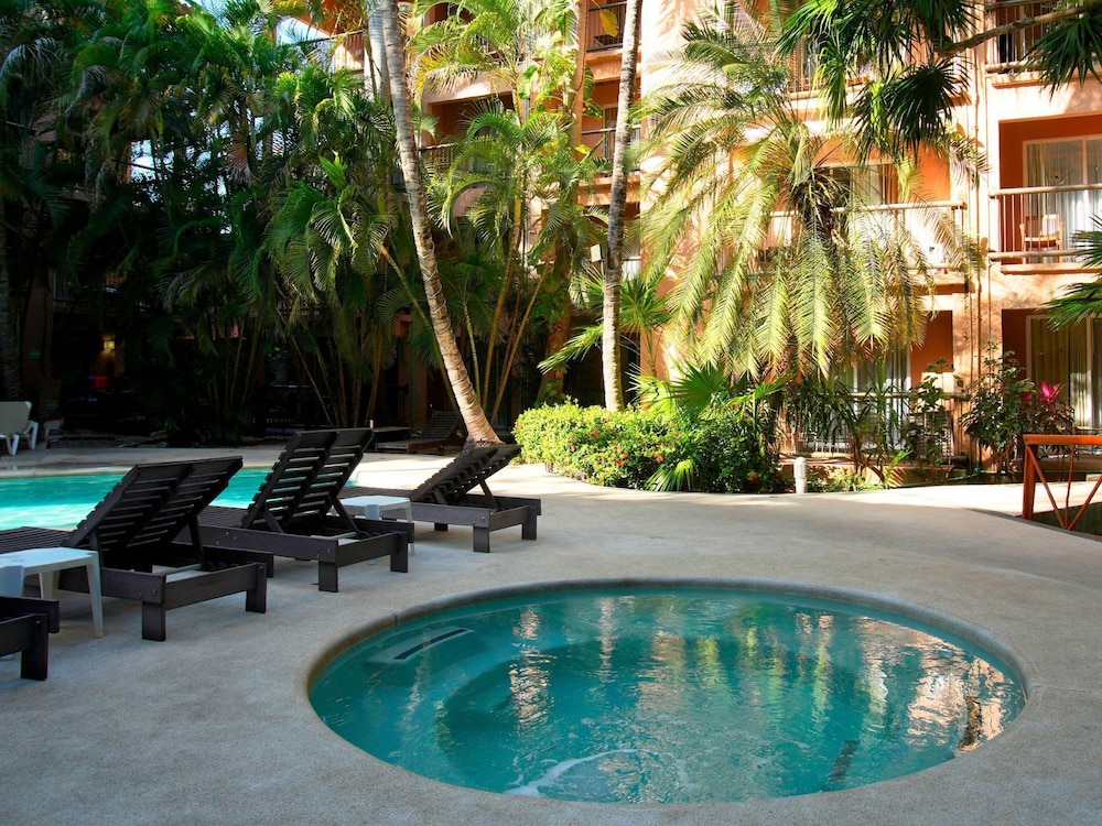 Tukan Hotel Playa del Carmen — Swimming pool in Playa del Carmen, Quintana Roo