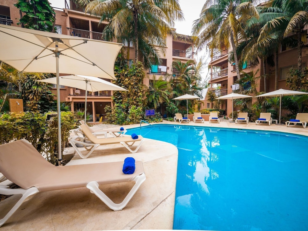 Tukan Hotel Playa del Carmen — Swimming pool in Playa del Carmen, Quintana Roo