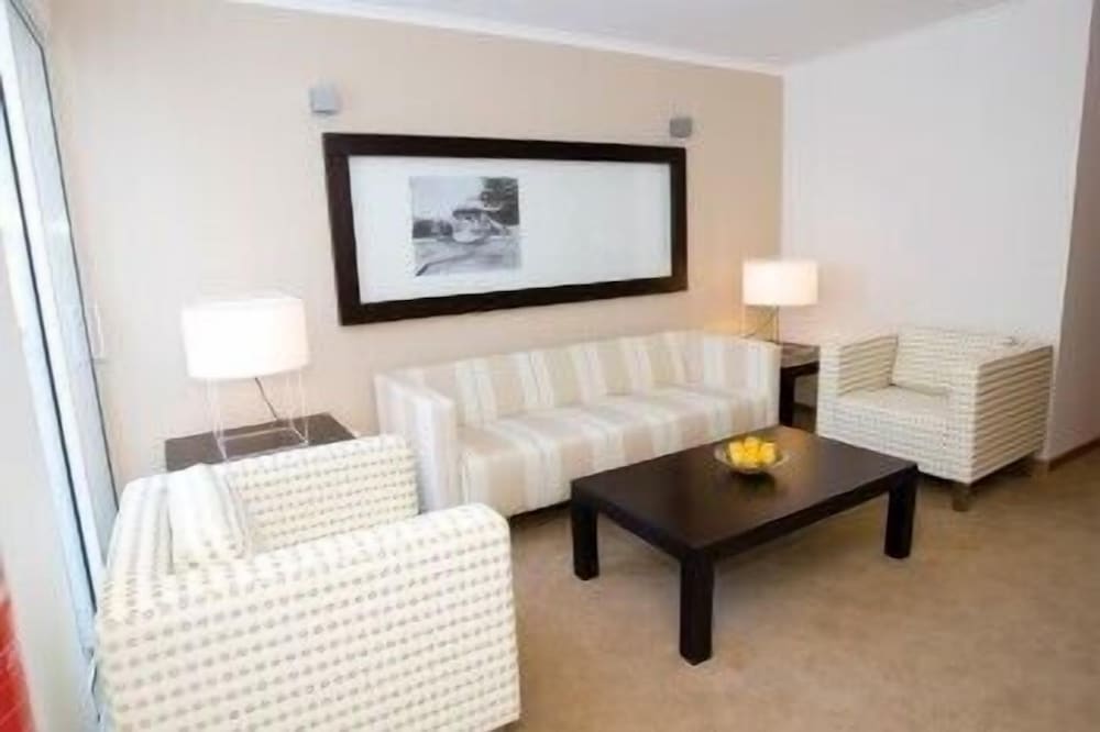 Hotel White Waters — Hotel rooms in Machico, Madeira