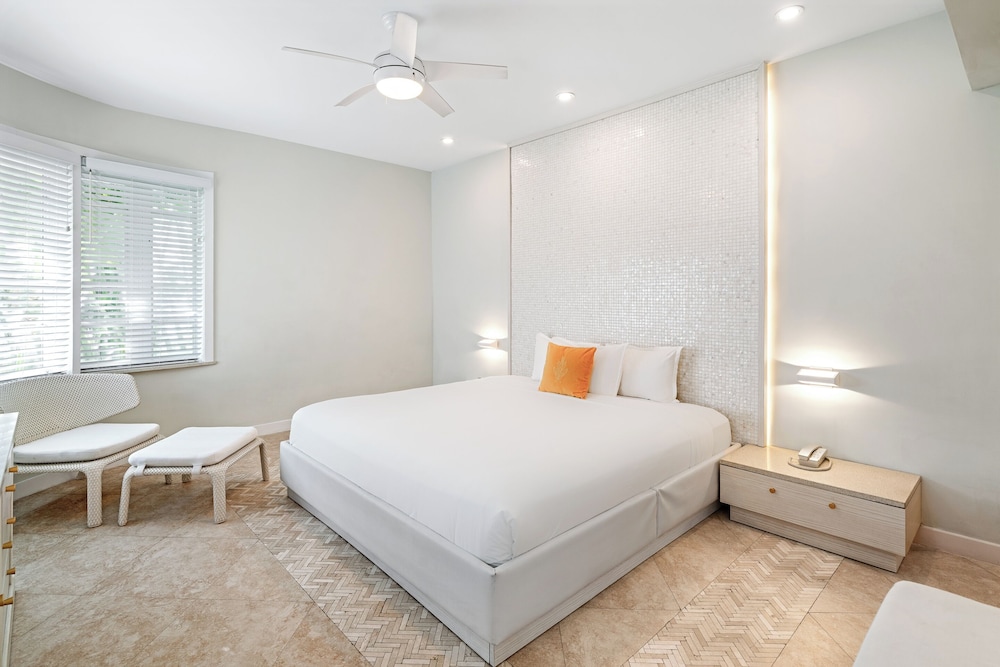 Cardozo Hotel South Beach — Hotel rooms in Miami, Florida