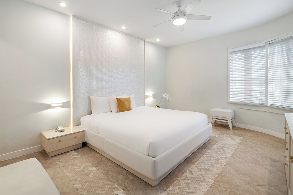 Cardozo Hotel South Beach — Hotel rooms in Miami, Florida