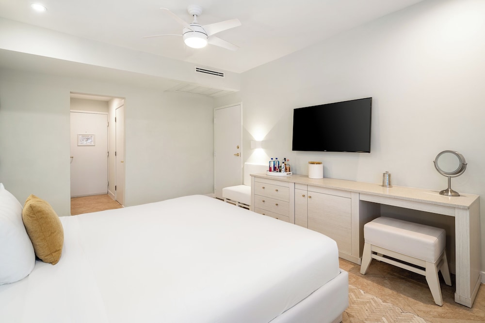 Cardozo Hotel South Beach — Hotel rooms in Miami, Florida