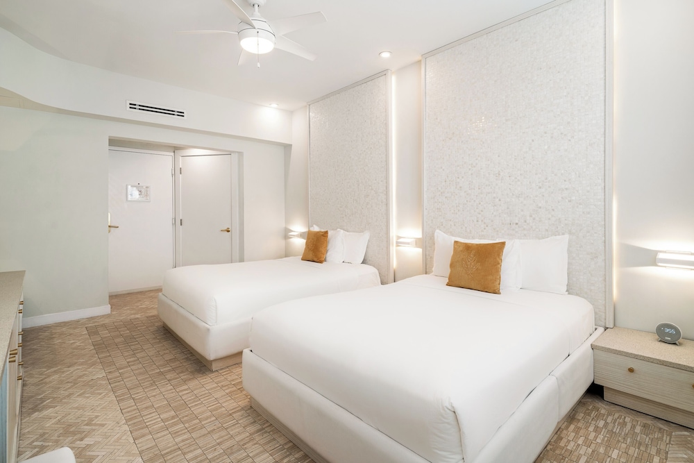 Cardozo Hotel South Beach — Hotel rooms in Miami, Florida