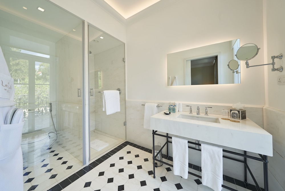Les Suites at The Cliff Bay, by PortoBay — Hotel rooms in Funchal, Madeira