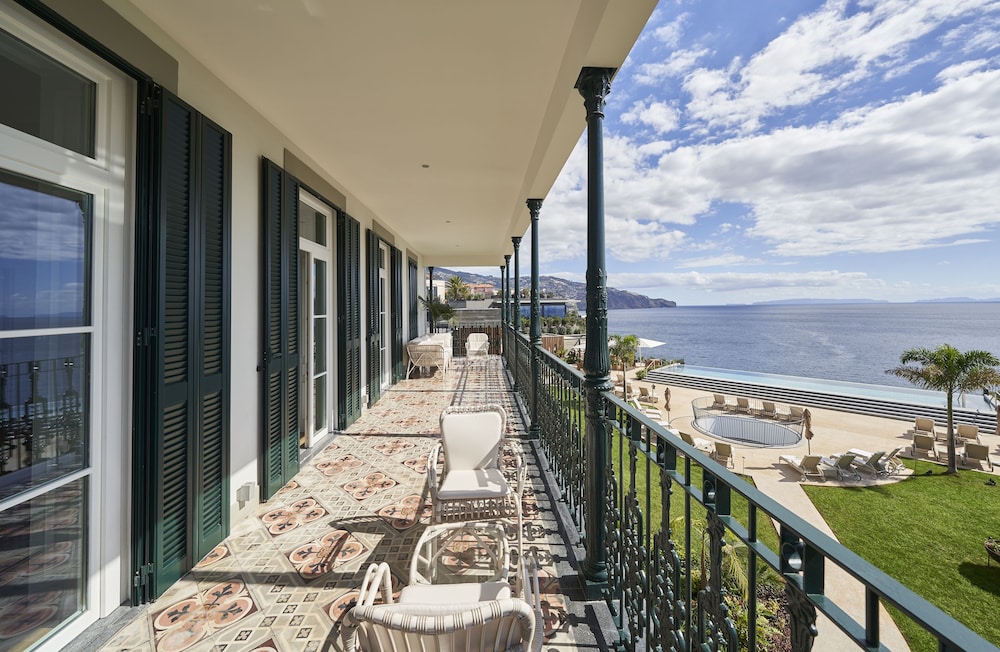 Les Suites at The Cliff Bay, by PortoBay — Hotel building in Funchal, Madeira