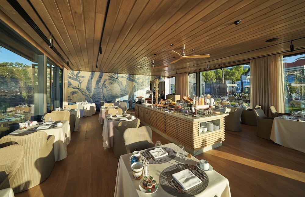 Les Suites at The Cliff Bay, by PortoBay — Restaurant & bars in Funchal, Madeira