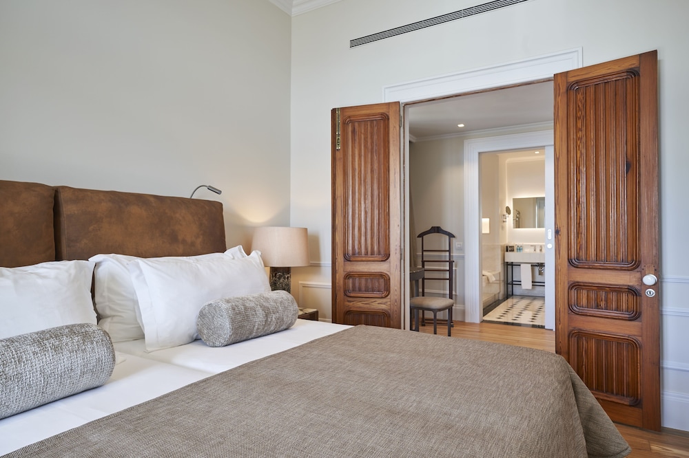 Les Suites at The Cliff Bay, by PortoBay — Hotel rooms in Funchal, Madeira