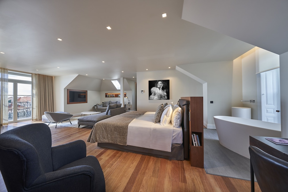 Les Suites at The Cliff Bay, by PortoBay — Hotel rooms in Funchal, Madeira