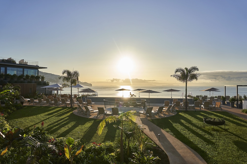 Les Suites at The Cliff Bay, by PortoBay — Swimming pool in Funchal, Madeira