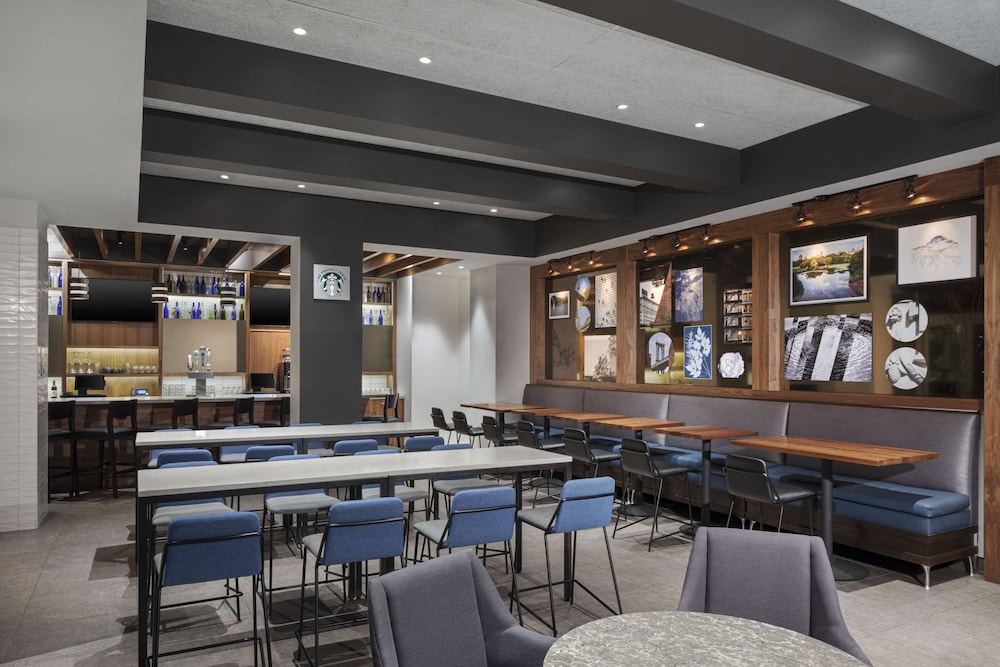 Hyatt Place New York City/Times Square — Restaurant & bars in New York City, New York State