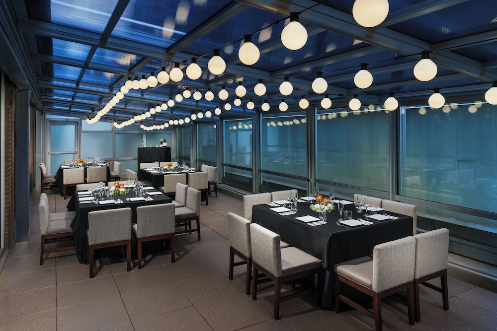 Hyatt Place New York City/Times Square — Restaurant & bars in New York City, New York State