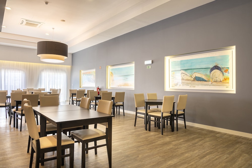 3HB Clube Humbria — Restaurant & bars in Albufeira, Faro