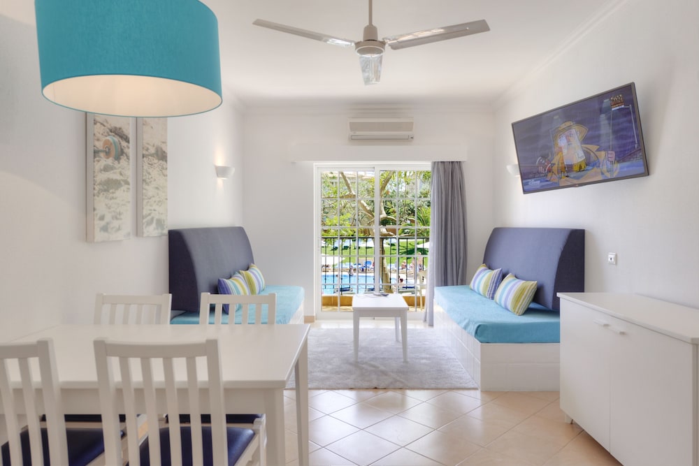 3HB Clube Humbria — Hotel rooms in Albufeira, Faro