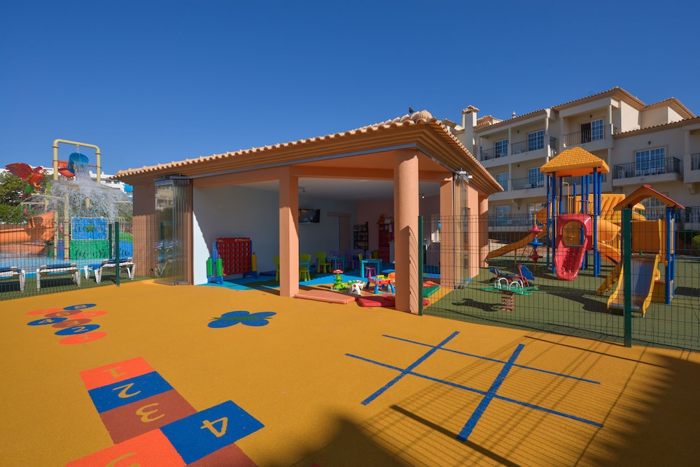 3HB Clube Humbria — Attractions for children in Albufeira, Faro