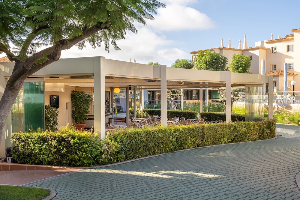 3HB Clube Humbria — Restaurant & bars in Albufeira, Faro