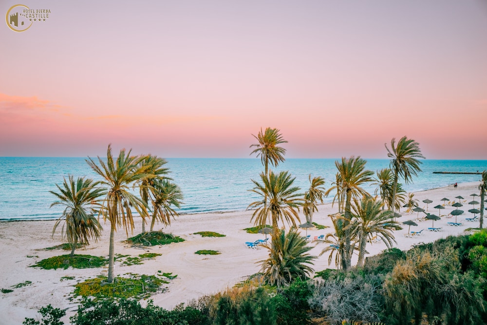 Djerba Castille- Family Only — Beach in Aghir, Medenine