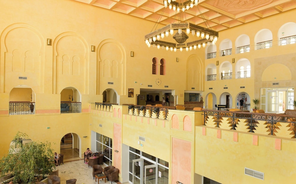 Djerba Castille- Family Only — Hotel building in Aghir, Medenine